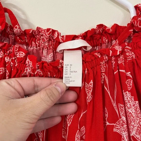 H&M Red White Floral Off The Shoulder Flounced Hem Summer Dress - Picture 5 of 9